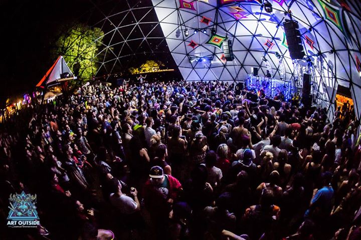 Dome Stage Art Outside 2015